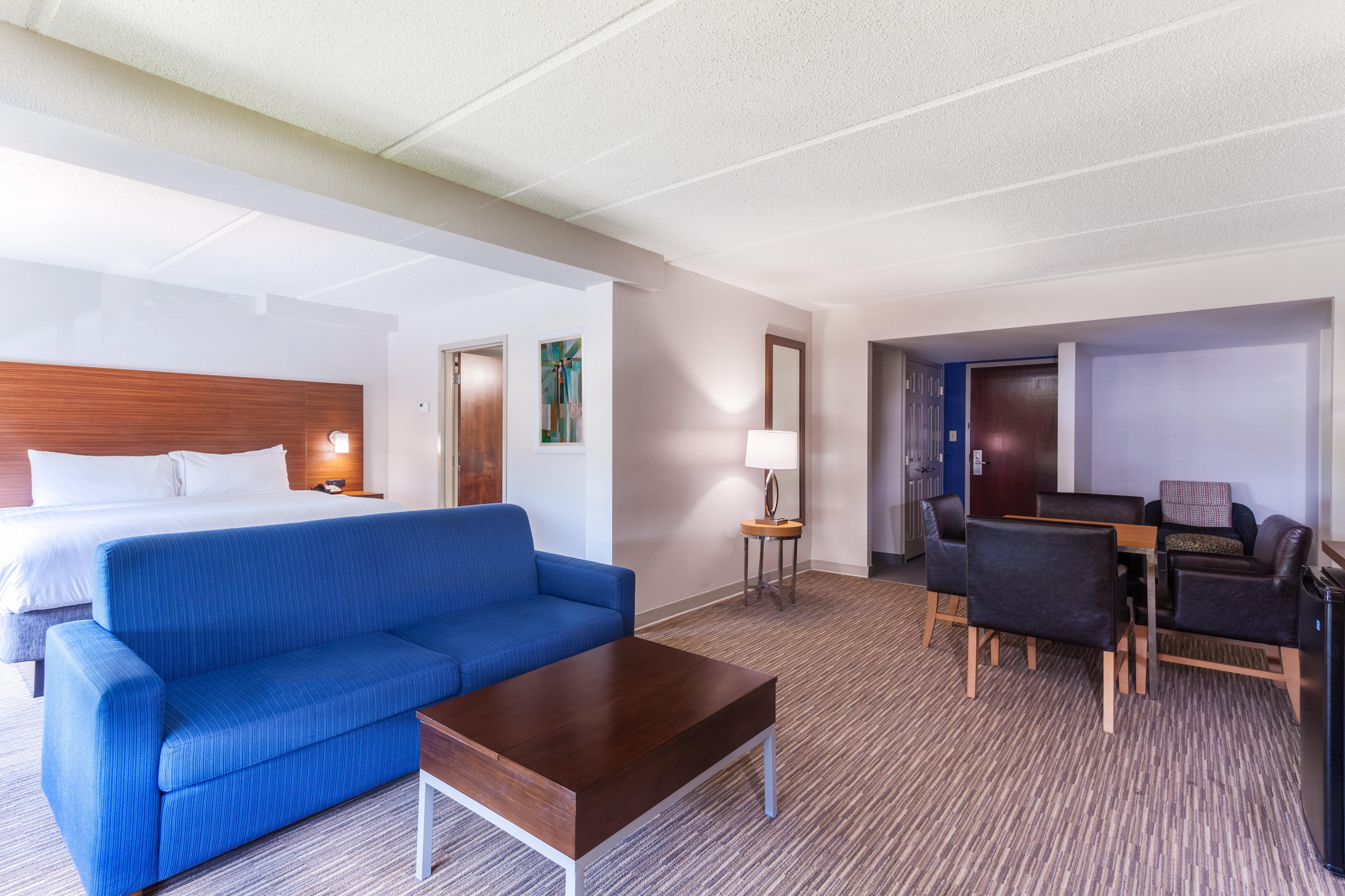 Holiday Inn Express & Suites Augusta West - Ft Gordon Area By Ihg Bagian luar foto